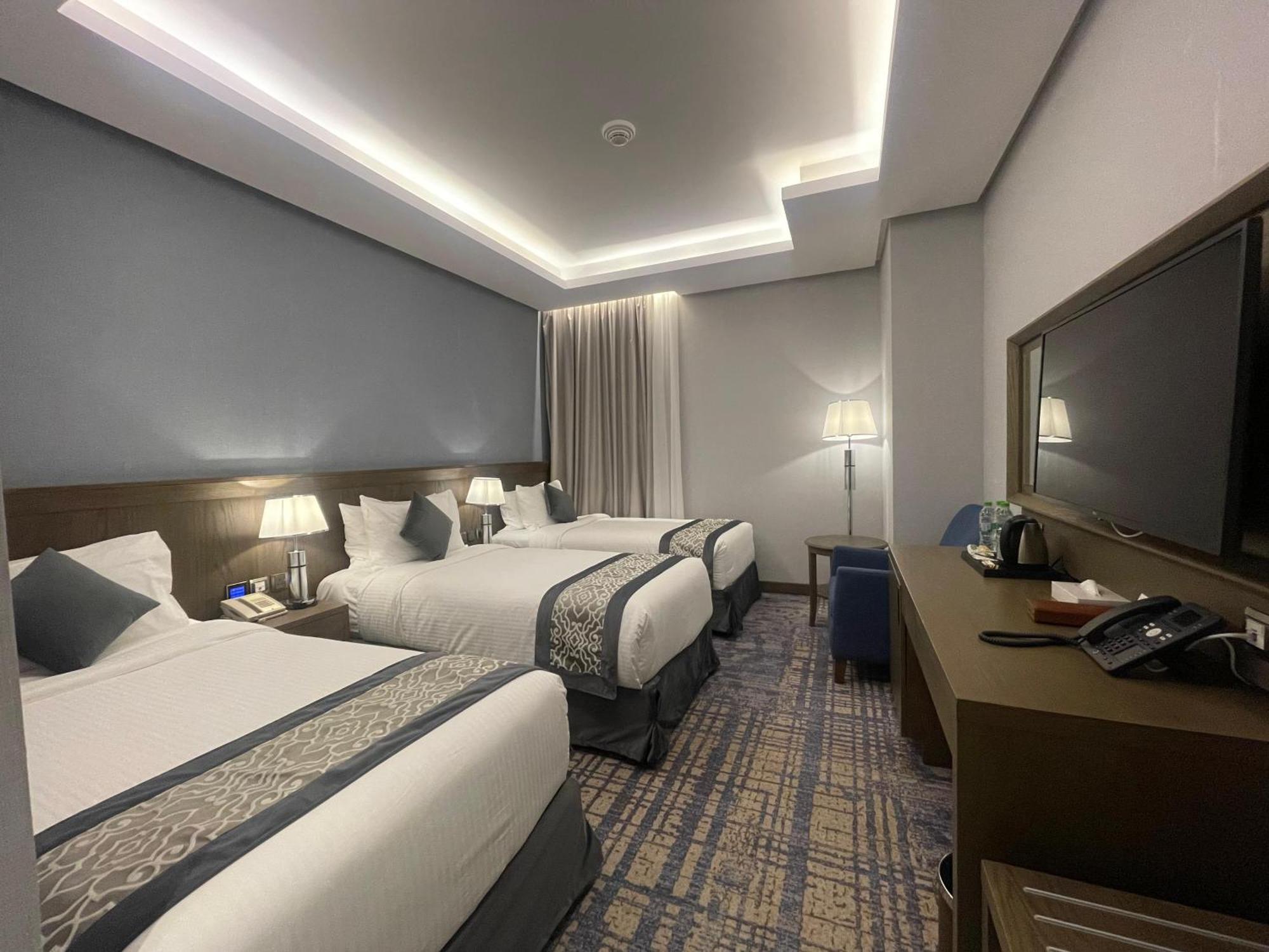 Maien Taiba Hotel Medina Bagian luar foto